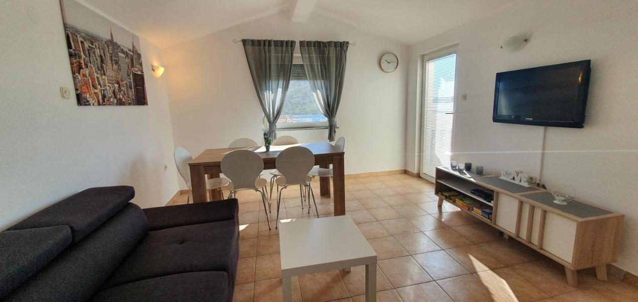 Apartments Kolak Rogoznica  Bagian luar foto